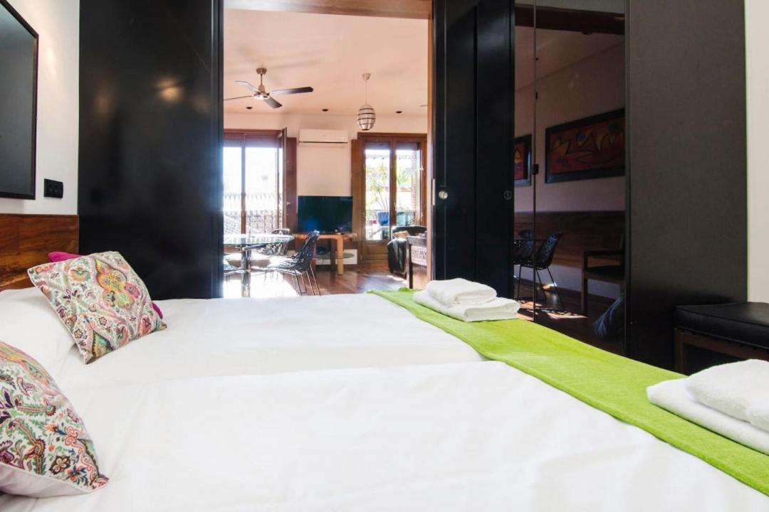 3Bedrooms 2Bathrooms Furnished - Lavapies - Bright Madrid Eksteriør bilde