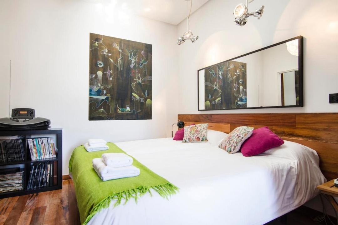 3Bedrooms 2Bathrooms Furnished - Lavapies - Bright Madrid Eksteriør bilde