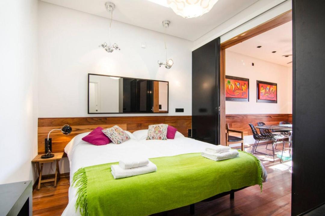 3Bedrooms 2Bathrooms Furnished - Lavapies - Bright Madrid Eksteriør bilde